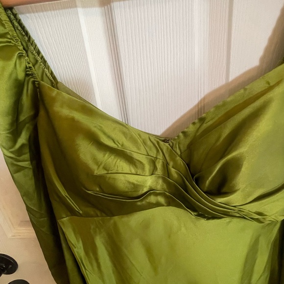 FREE SHIPPING Mac Duggal SWEETHEART NECKLINE PUFF SLEEVE GOWN, 10 - Picture 6 of 7